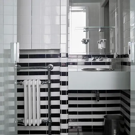 Pied A Terre Arts Et Metiers * Paris