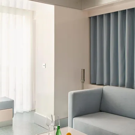 Apartment Pied A Terre Arts Et Metiers