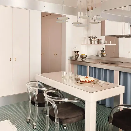Apartment Pied A Terre Arts Et Metiers *