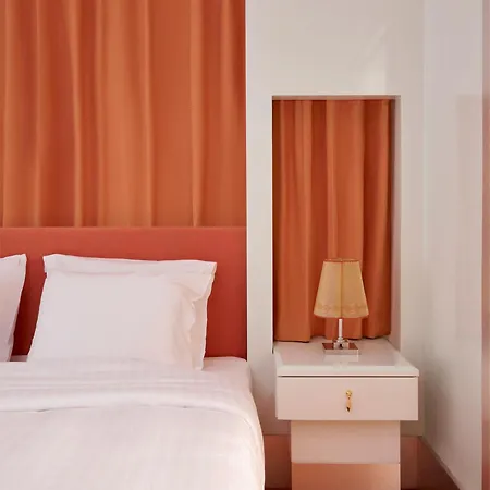 Pied A Terre Arts Et Metiers *